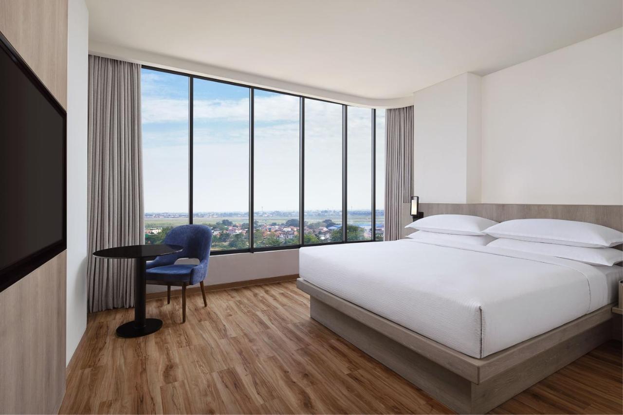 Fairfield By Marriott Jakarta Soekarno-Hatta Airport Тангеранг Экстерьер фото