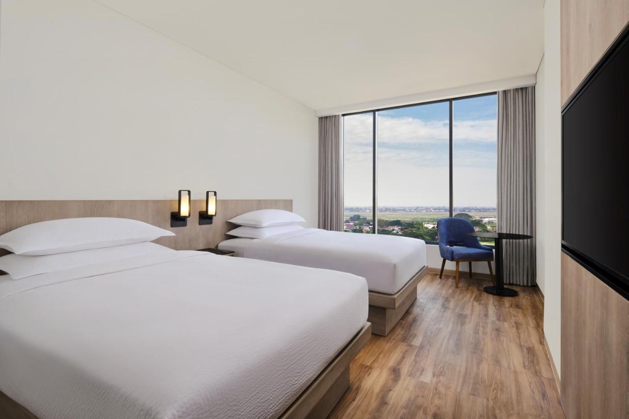 Fairfield By Marriott Jakarta Soekarno-Hatta Airport Тангеранг Экстерьер фото